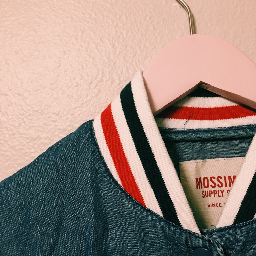 RETRO BOMBER JACKET- NAVY AND RED
